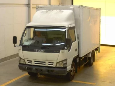 Isuzu ELF