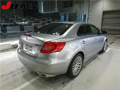 Suzuki KIZASHI