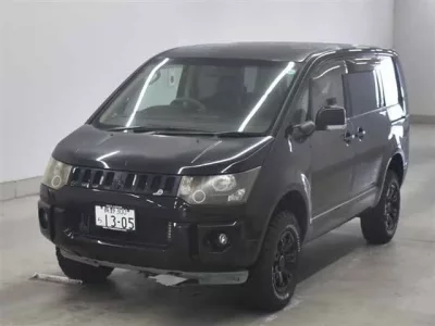 Mitsubishi DELICA D5