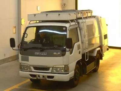 Isuzu ELF