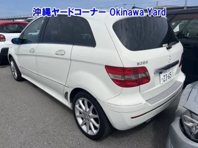 Mercedes-Benz B CLASS