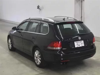 Volkswagen GOLF VARIANT