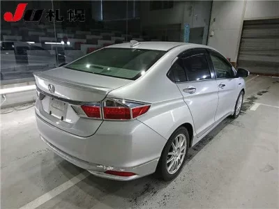 Honda GRACE