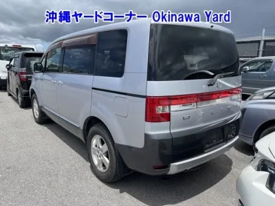 Mitsubishi DELICA D5
