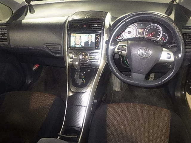 Toyota BLADE
