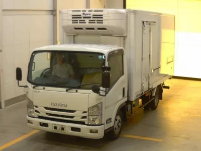 Isuzu ELF