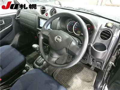 Nissan KIX