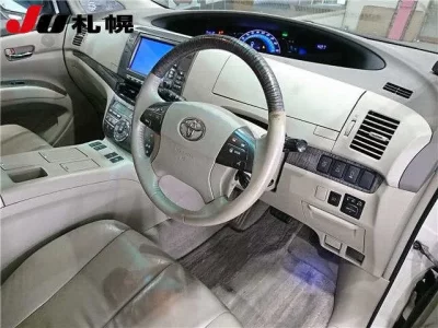 Toyota ESTIMA HYBRID