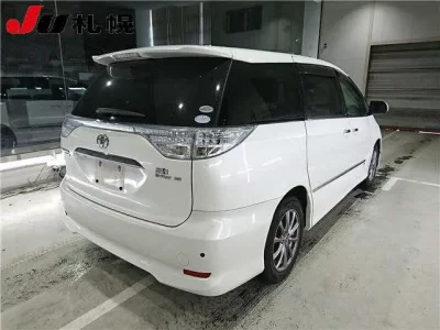 Toyota ESTIMA HYBRID