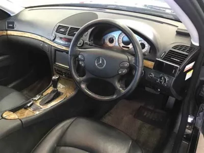 Mercedes-Benz E CLASS WAGON