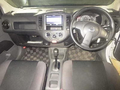 Nissan AD