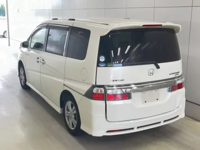 Honda STEP WAGON