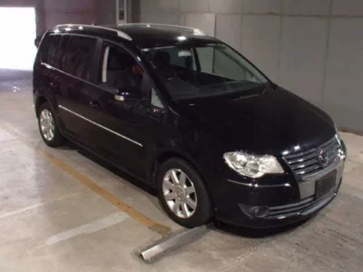 Volkswagen GOLF TOURAN