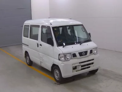 Nissan CLIPPER VAN