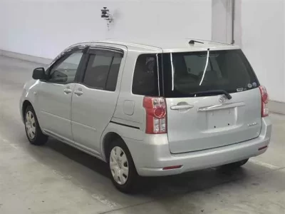 Toyota RAUM