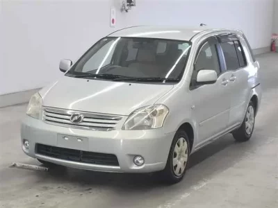 Toyota RAUM