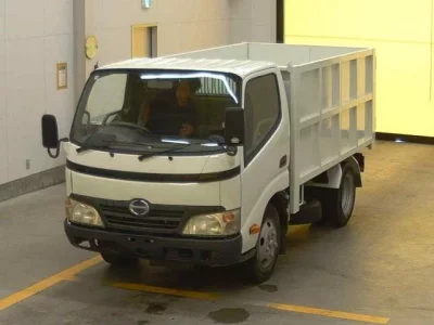 Hino DUTRO