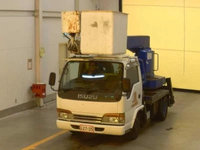 Isuzu ELF