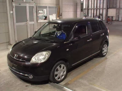 Mazda VERISA