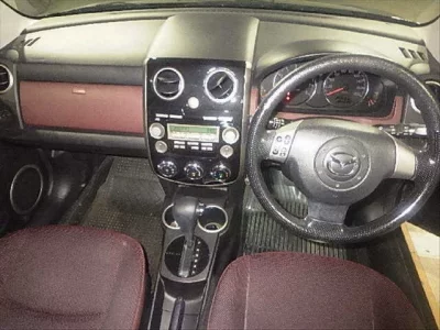 Mazda VERISA