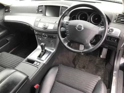 Nissan FUGA