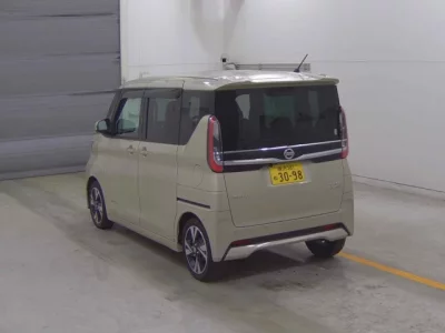 Nissan ROOX