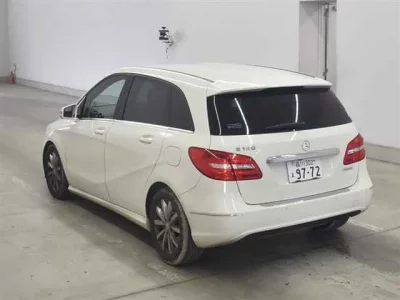 Mercedes-Benz B CLASS