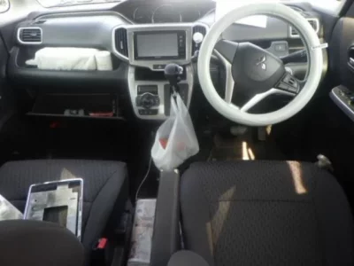 Mitsubishi DELICA D2