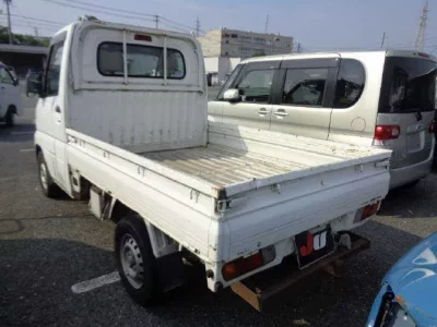 Nissan CLIPPER TRUCK