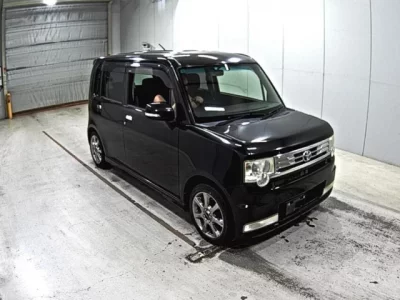 Toyota PIXIS SPACE