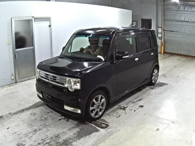 Toyota PIXIS SPACE