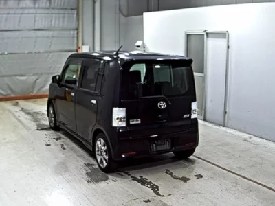 Toyota PIXIS SPACE