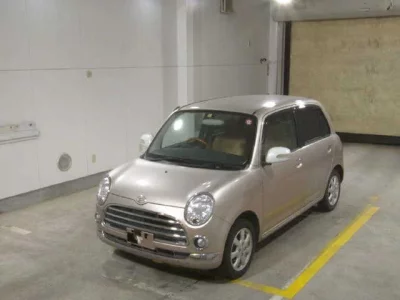 Daihatsu MIRA