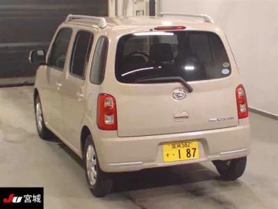 Daihatsu MIRA