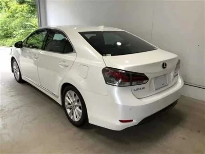 Lexus HS