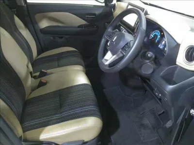Mitsubishi EK X