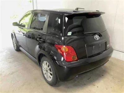 Toyota IST