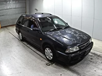 Nissan AVENIR WAGON