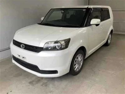 Toyota COROLLA RUMION