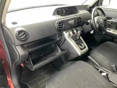 Toyota COROLLA RUMION
