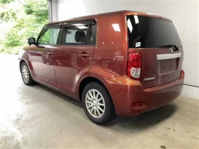 Toyota COROLLA RUMION