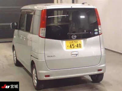Nissan ROOX