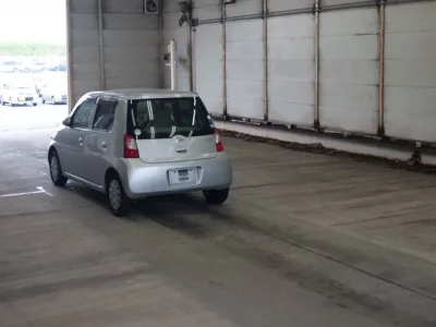 Daihatsu Esse