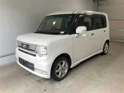 Toyota PIXIS SPACE