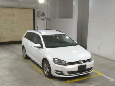 Volkswagen GOLF VARIANT