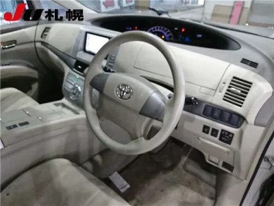 Toyota ESTIMA HYBRID