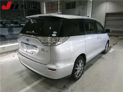 Toyota ESTIMA HYBRID