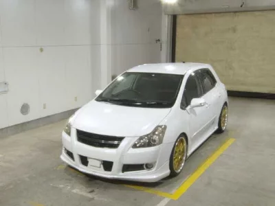 Toyota BLADE