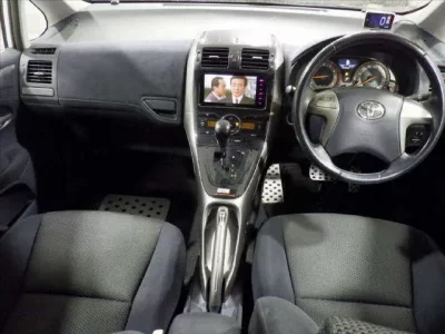 Toyota BLADE