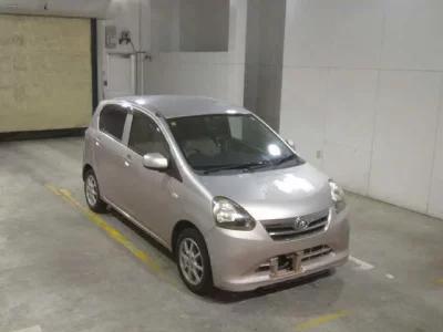 Daihatsu MIRA E S